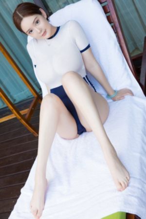 她的伪装